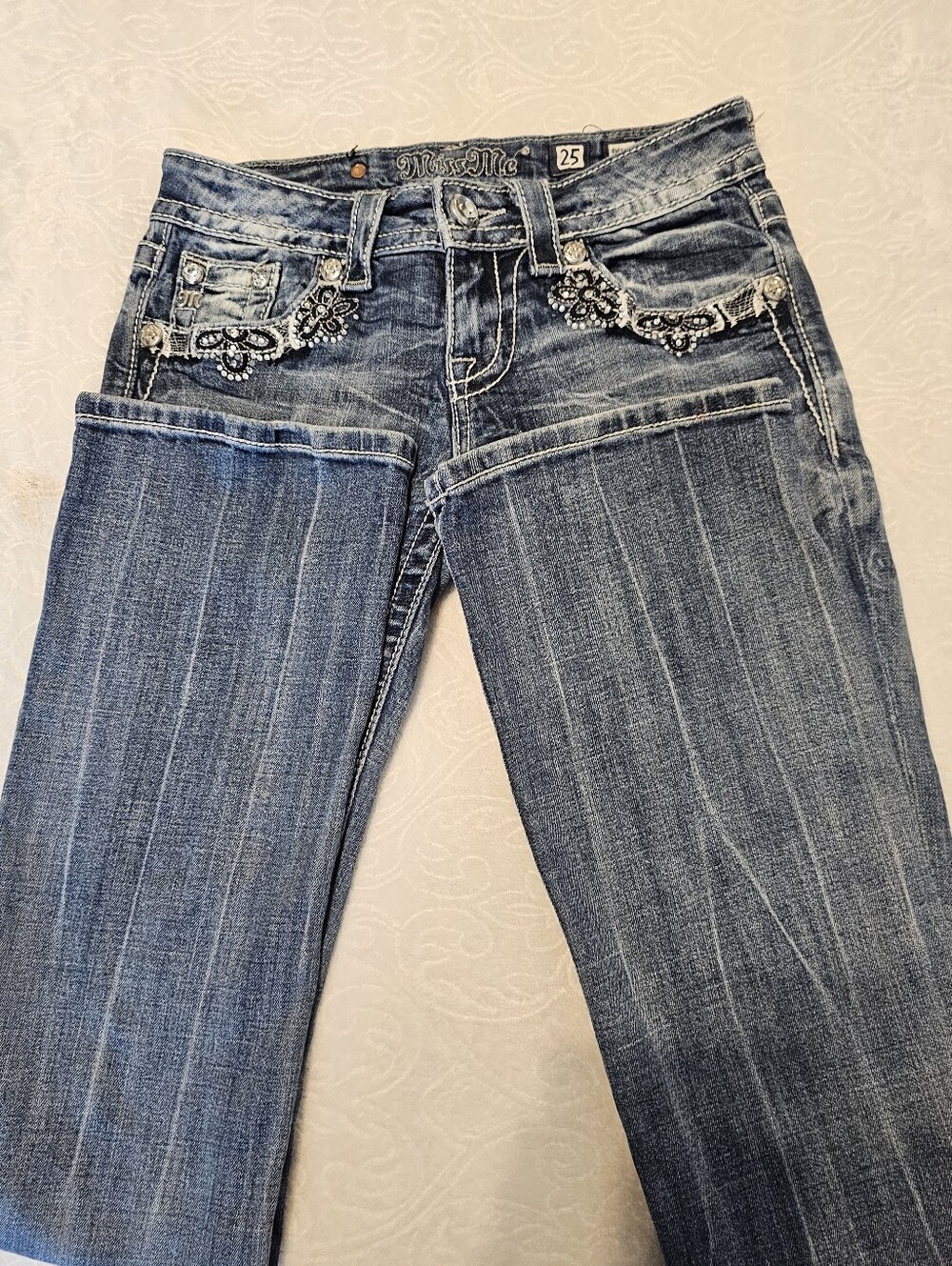 Miss Me Women's Bootcut Jeans Size 25 Embellished Bling Lace Flap Pockets Y2K - Picture 2 of 9
